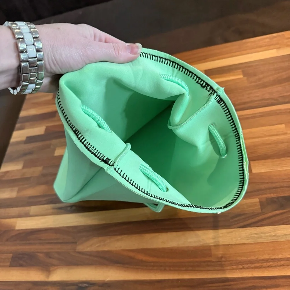 Triangl drawstring Backpack - Picture 7 of 14